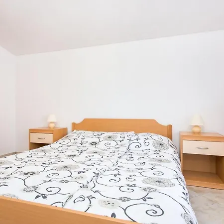 Mrakovcic5 By Interhome * Baška